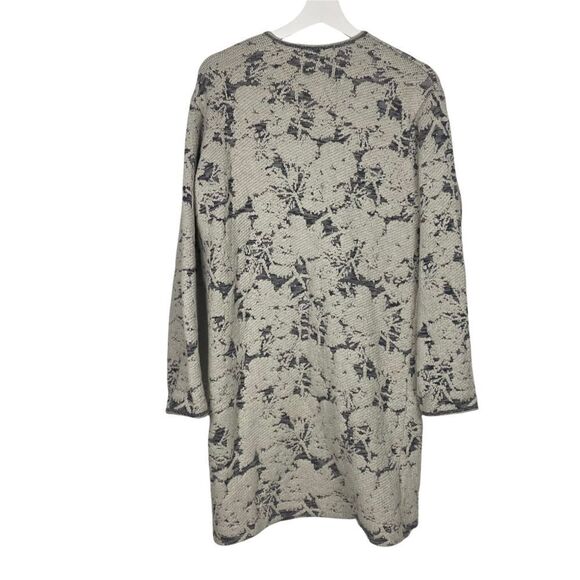 J.Jill Floral Jacquard oatmeal Topper - Picture 5 of 8